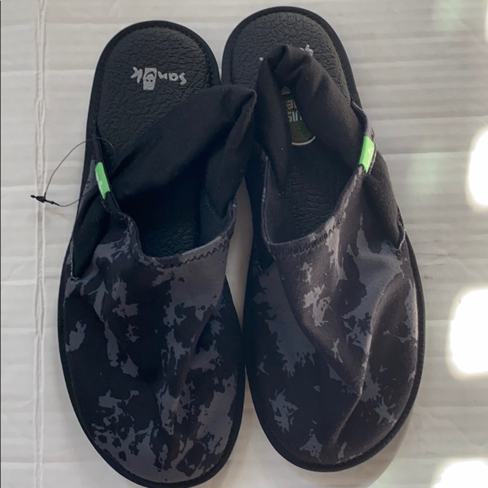 New Sanuks W/O tags - Picture 8 of 8